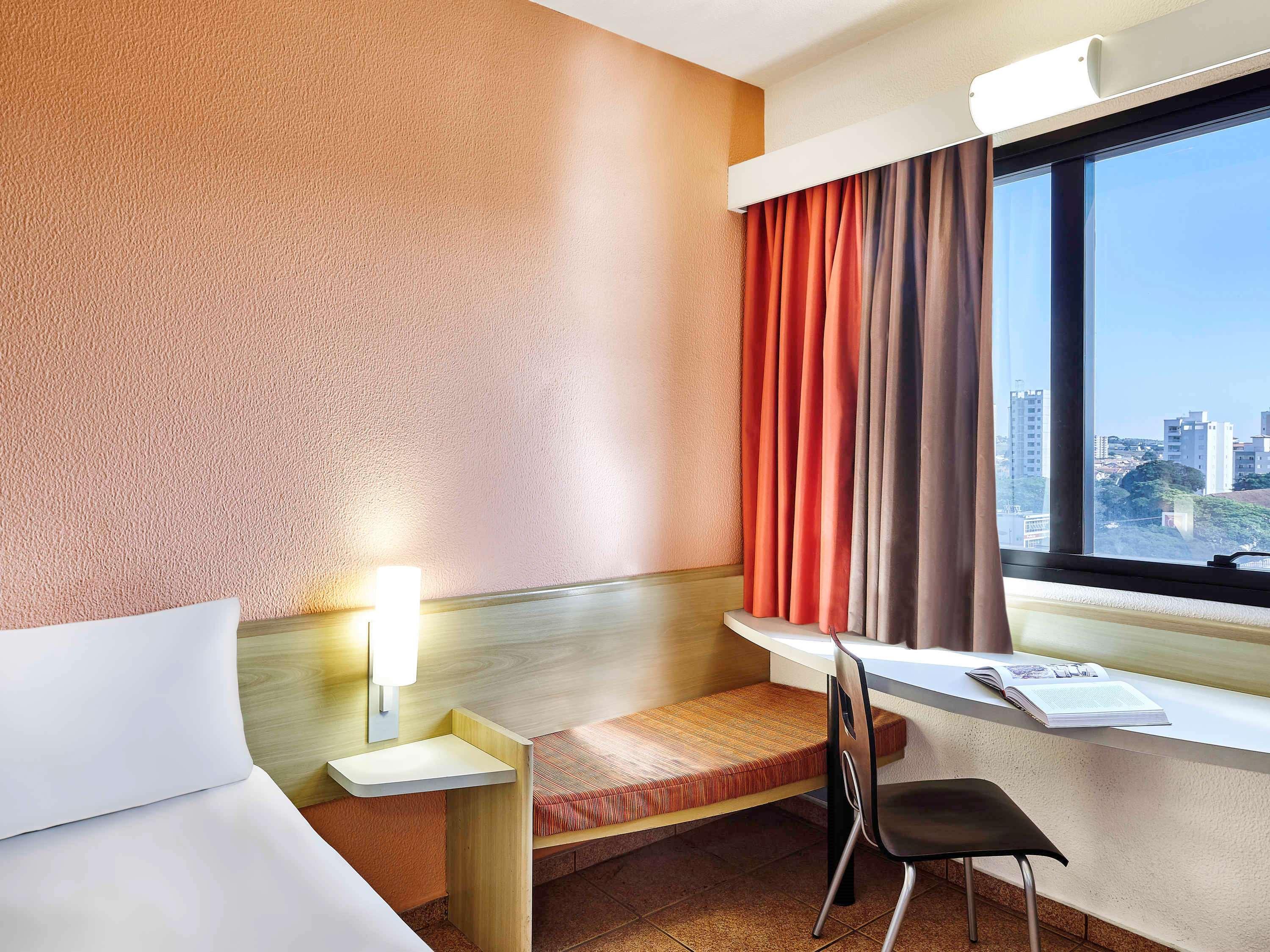 Ibis Taubate Hotel Exterior foto